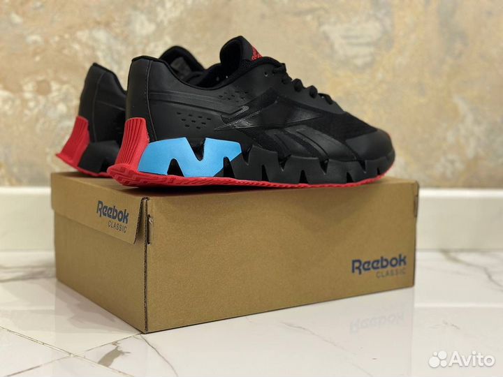 Кроссовки Reebok черные