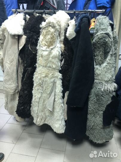 Бекеша армейская белого цвета