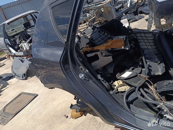 Задняя правое крыло kia ceed хэтчбек