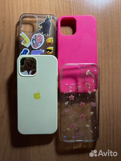 Чехол на iPhone 12