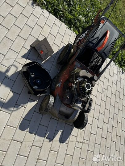 Газонокосилка бензиновая самоходная бу