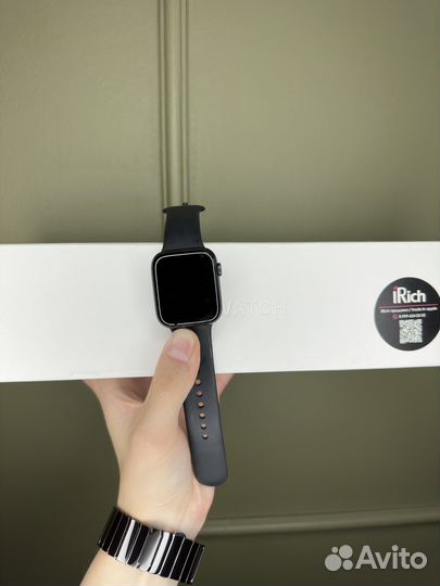 Apple watch 5 44mm space gray(стоимость на сутки)
