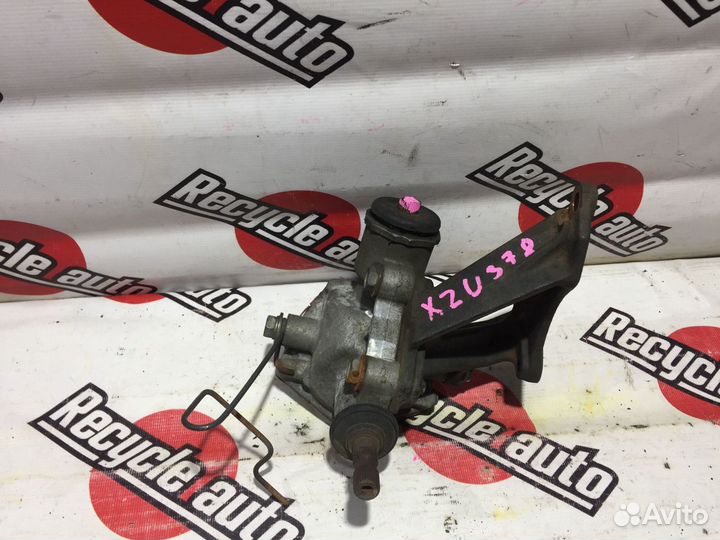 Рулевой редуктор toyota dyna XZU378 N04C 2006