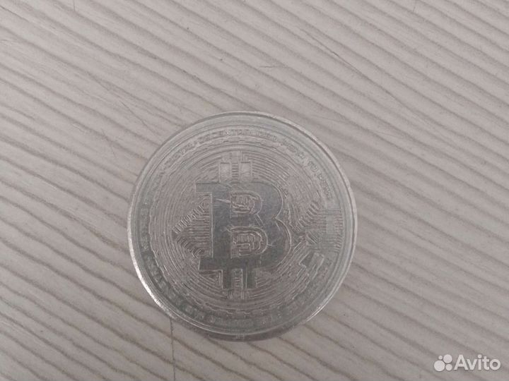Монета биткоин