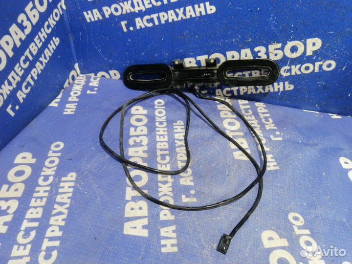 Антенна Mercedes-Benz W220 седан 2001