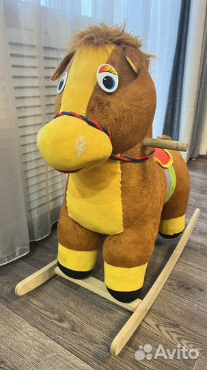 Детская качалка лошадь