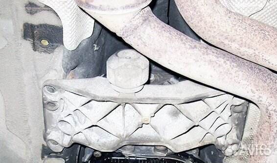 Крепление кронштейн АКПП BMW F01 F02 F03 F04