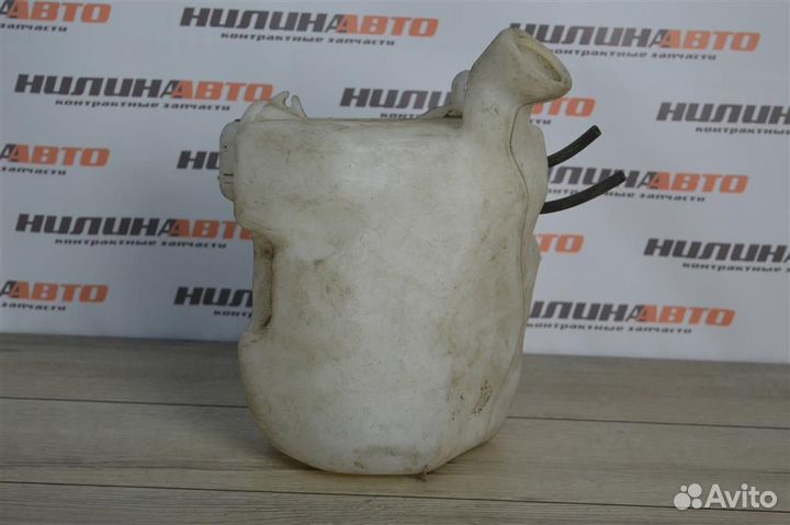 Бачок омывателя peugeot 207