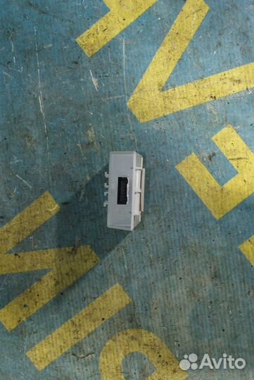 Блок управления топливным насосам BMW X5 E53