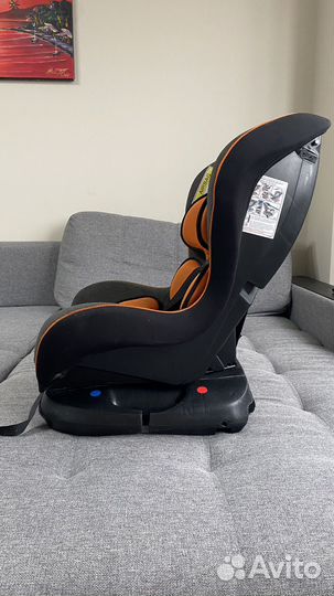 Автомобильное кресло