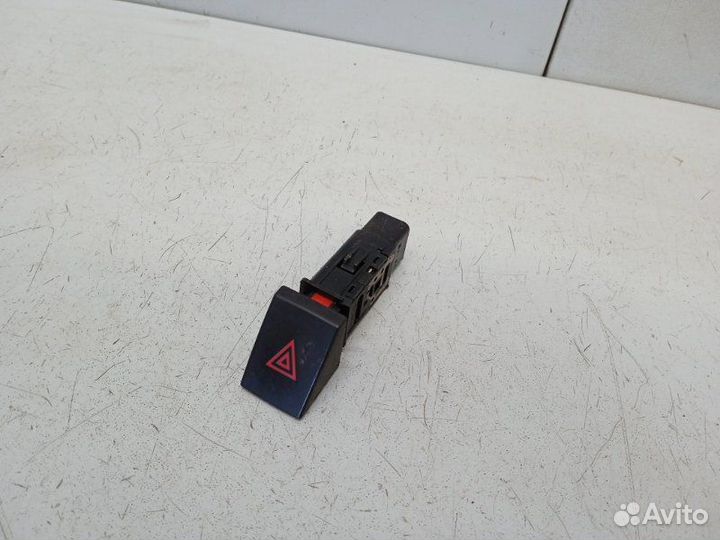 Кнопка аварийной сигнализации Lifan Solano 2 1.5