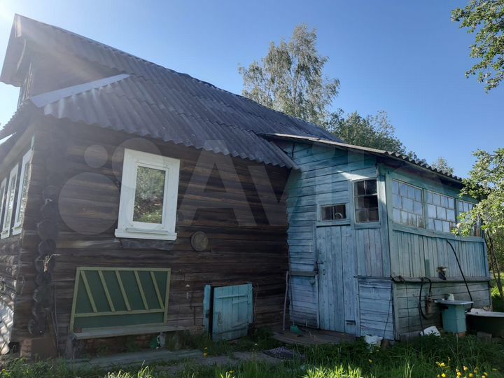 Дом 54 м² на участке 21,5 сот.