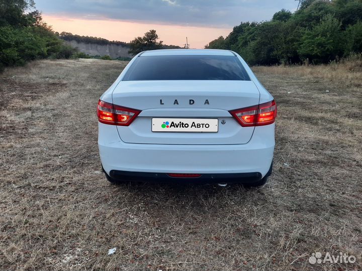 LADA Vesta 1.6 МТ, 2015, 186 000 км