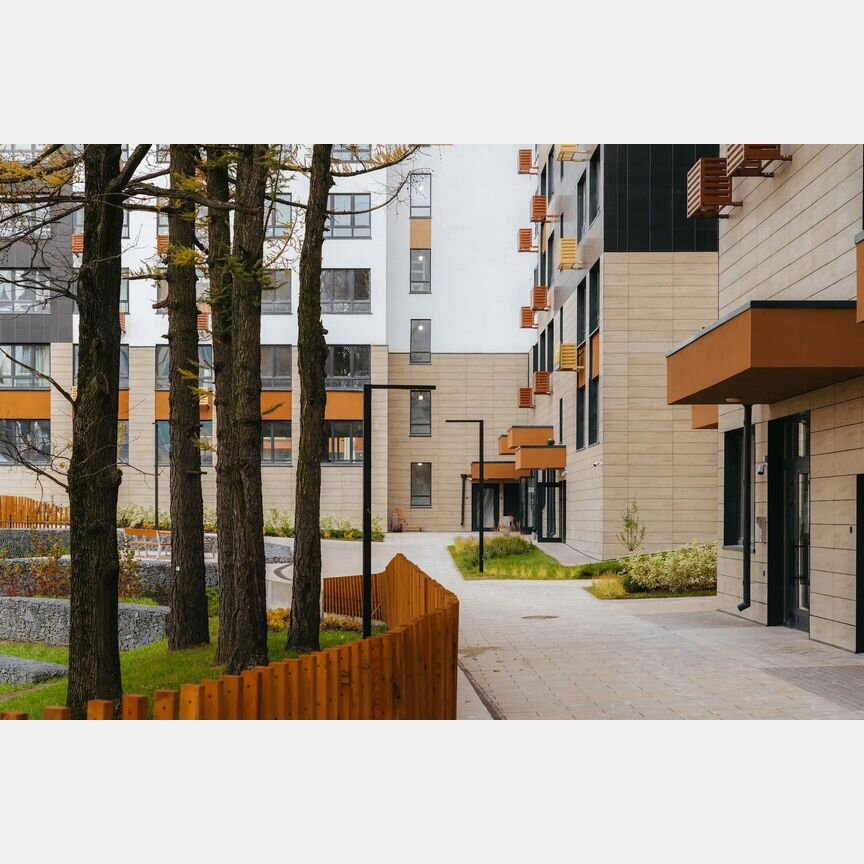 4-к. квартира, 122 м², 13/17 эт.