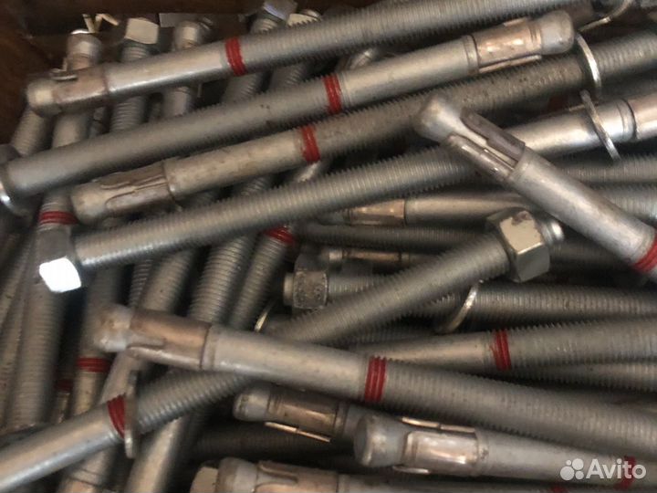 Анкера клиновые 16