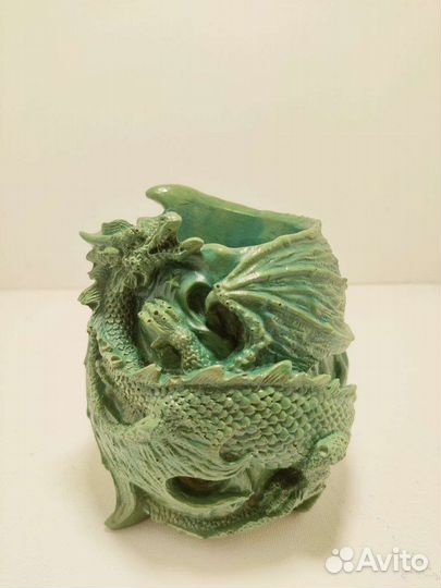 Кашпо дракон