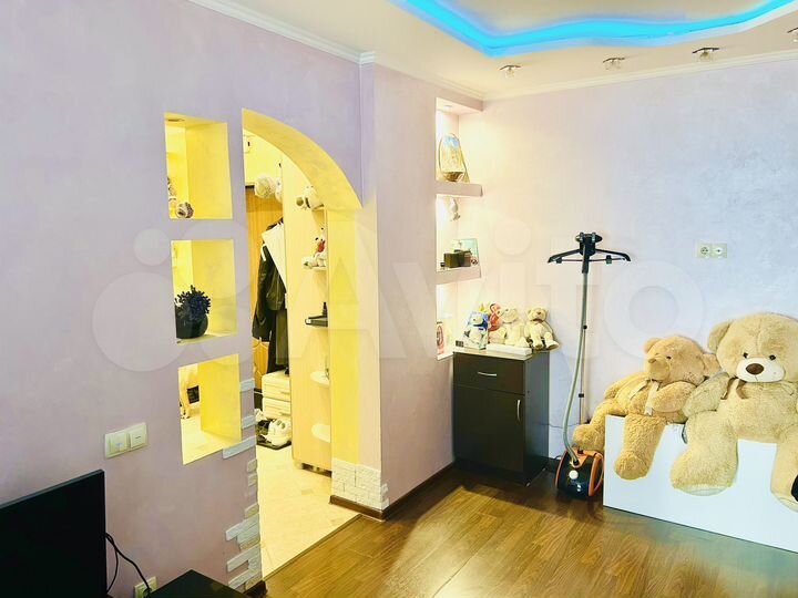 2-к. квартира, 74,8 м², 3/10 эт.