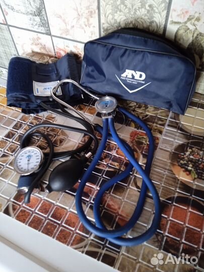 Тонометр механический
