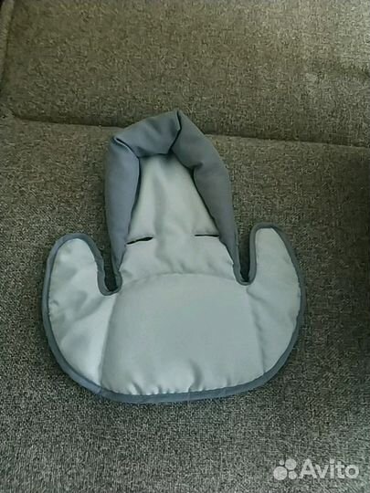 Автомобильное кресло