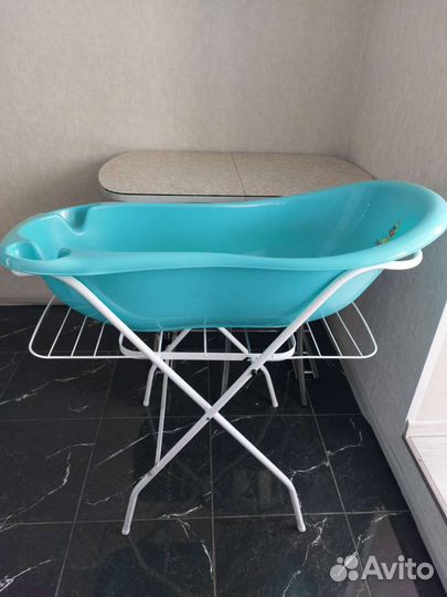 Детская ванночка с подставкой