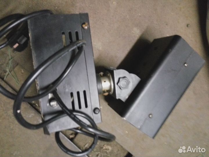 Свет дискотечный, светомузыка, световой прибор