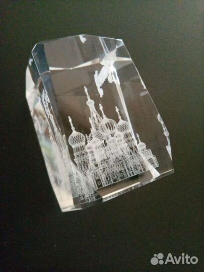 Сувенир из стекла