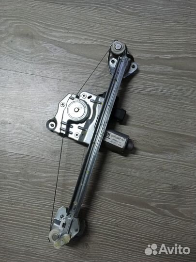 Стеклоподъемник Opel Astra H