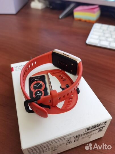 Смарт часы huawei band 6