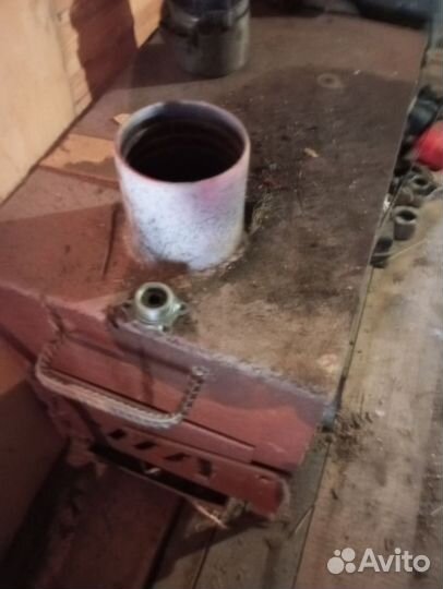 Печка буржуйка для гаража, наждак, инструменты