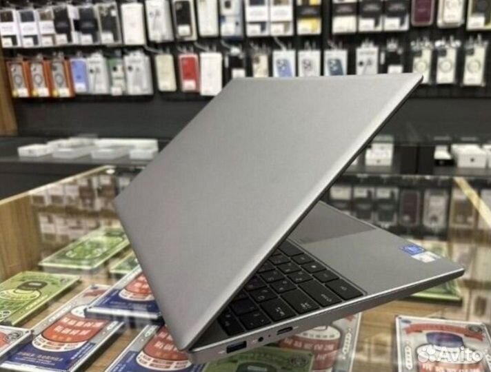 Игровой ноутбук Frbby 16/512GB