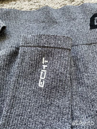 Echt комплект:рашгард и леггинсы