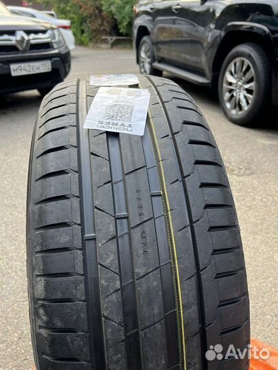 Nokian Tyres Hakka Black 2 275/50 R22 115V