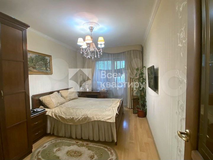 3-к. квартира, 65,4 м², 1/5 эт.