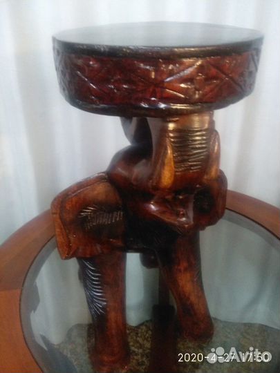 Слон,столик,подставка для цветов