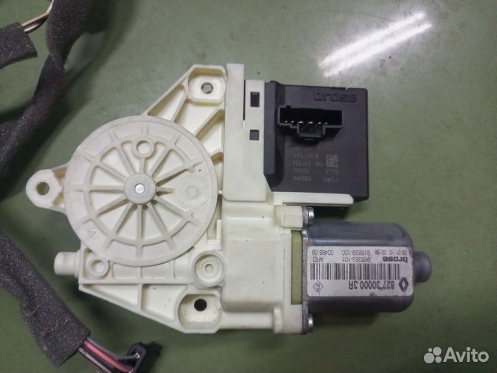 Моторчик стеклоподъемника Renault Megane 3, Laguna