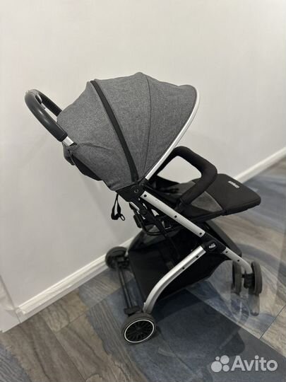 Прогулочная коляска cam