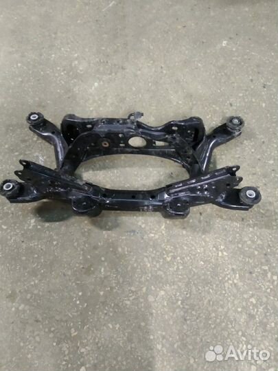 Подрамник задний Toyota RAV4 2020 год