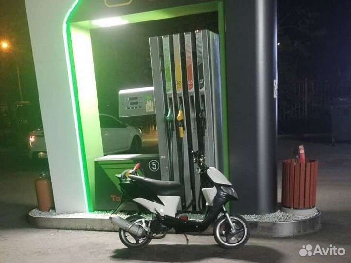 Скутер стелс