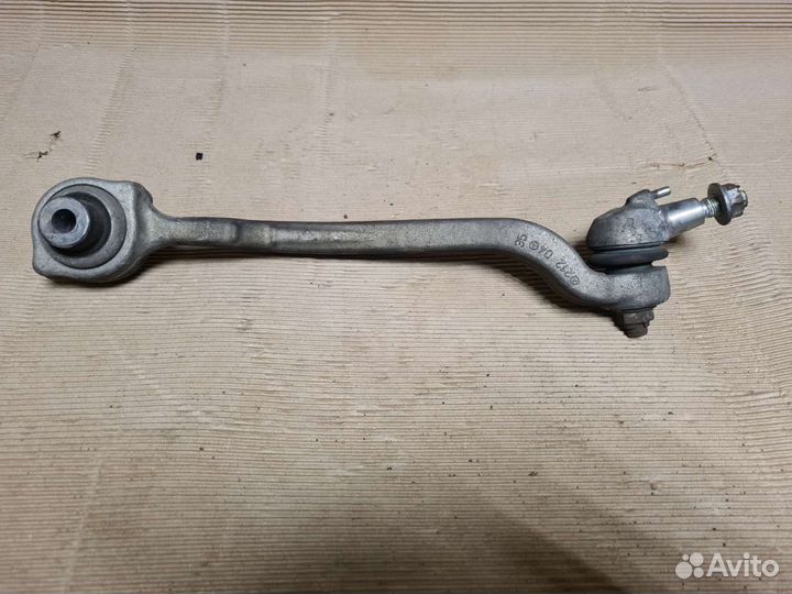 Рычаг передний верхний левый Mercedes W212