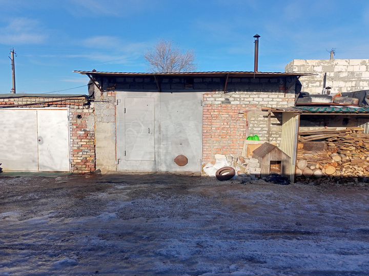 Гараж, > 30 м²