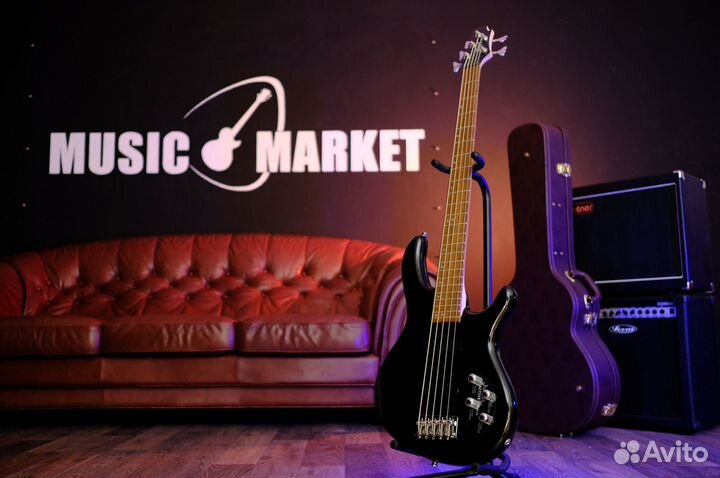 Бас гитара 5 струн Cort (Комплект)