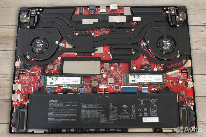 Материнская плата asus ROG GX551