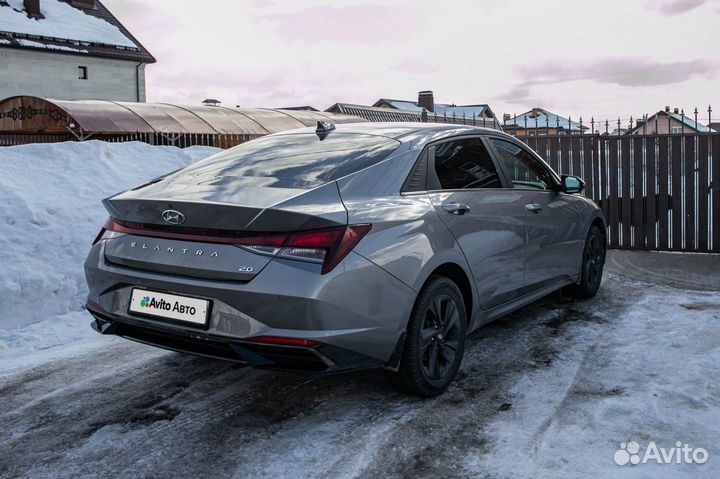 Hyundai Elantra 2.0 AT, 2020, 108 350 км