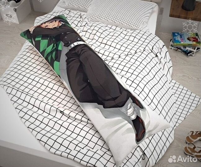 Подушка с принтами любимых героев аниме