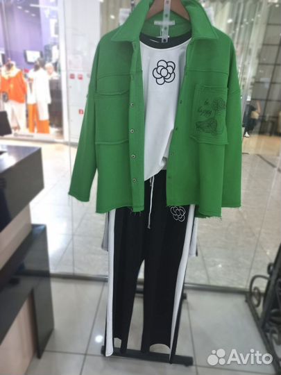 Женская одежда