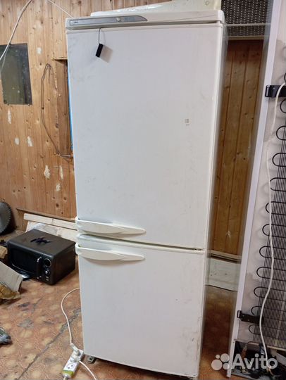 Холодильник стинол