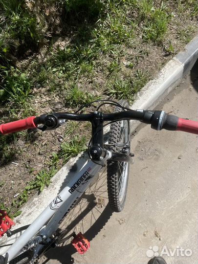 Велосипед btwin rockrider 300