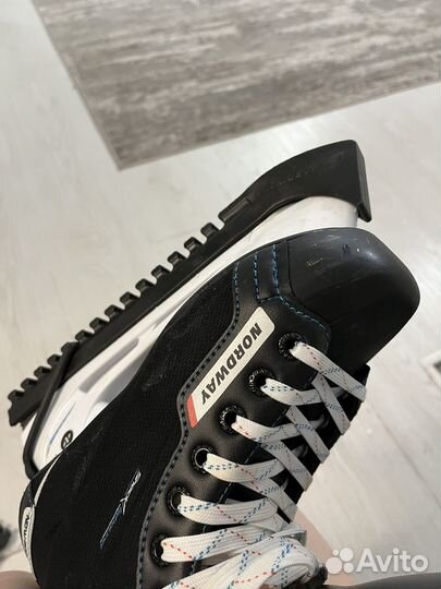 Коньки женские