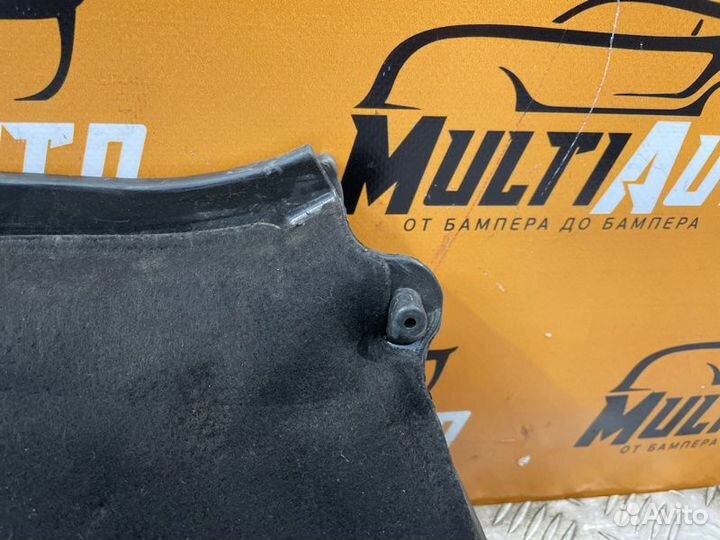 Шумоизоляция передняя правая Mercedes Ml W166