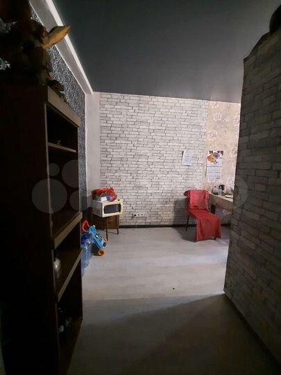 Комната 21 м² в 4-к., 2/4 эт.